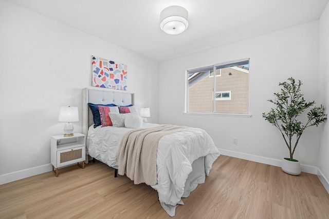 2058 Palmer Dr, Pleasanton, CA 94588