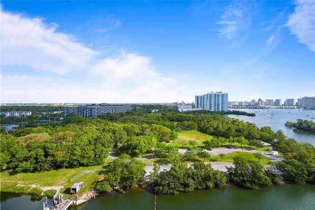 16385 Biscayne Blvd 1402, North Miami Beach, FL 33160