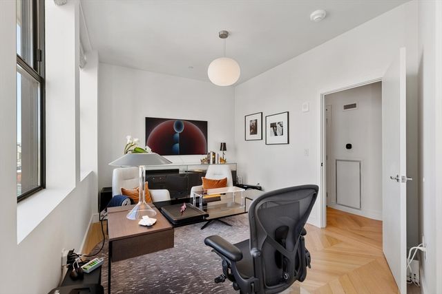 285 Columbus Ave PH805, Boston, MA 02116