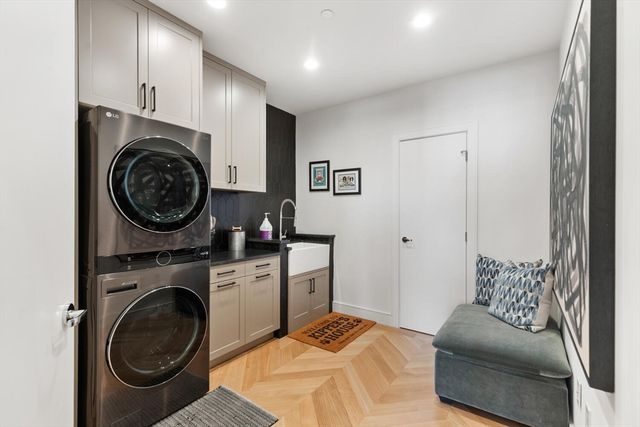 285 Columbus Ave PH805, Boston, MA 02116