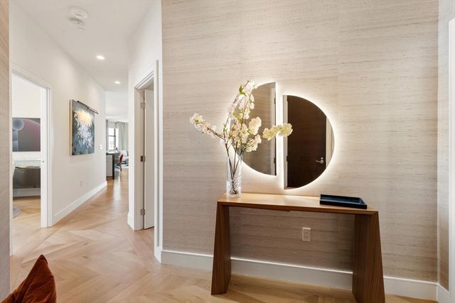 285 Columbus Ave PH805, Boston, MA 02116