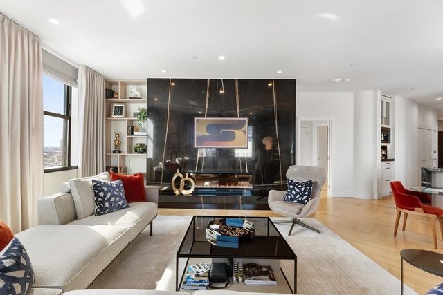 285 Columbus Ave PH805, Boston, MA 02116