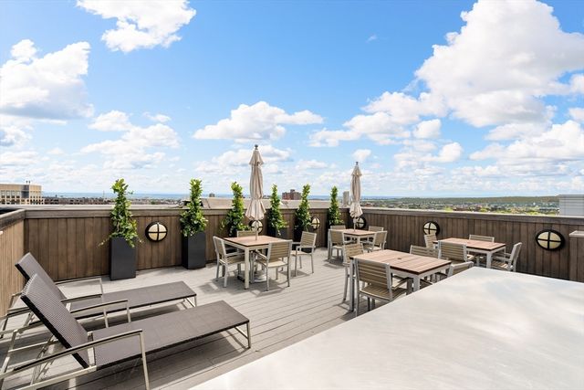 285 Columbus Ave PH805, Boston, MA 02116