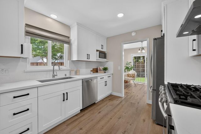 301 Camille Court, Mountain View, CA 94040