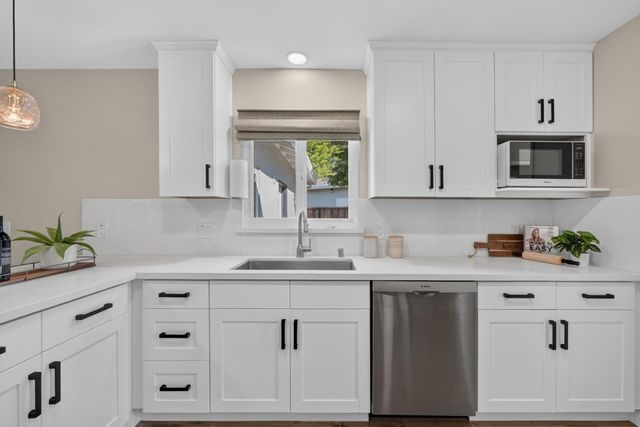 301 Camille Court, Mountain View, CA 94040