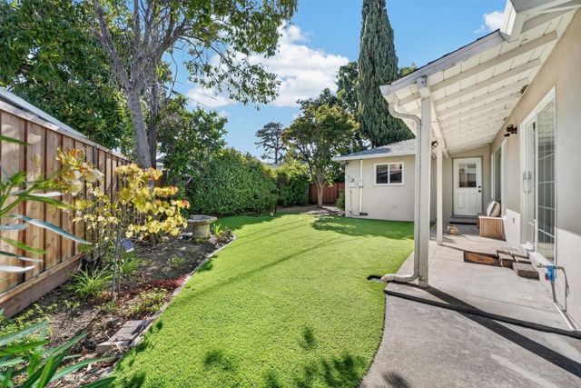 301 Camille Court, Mountain View, CA 94040