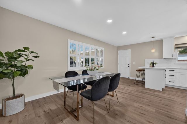 301 Camille Court, Mountain View, CA 94040