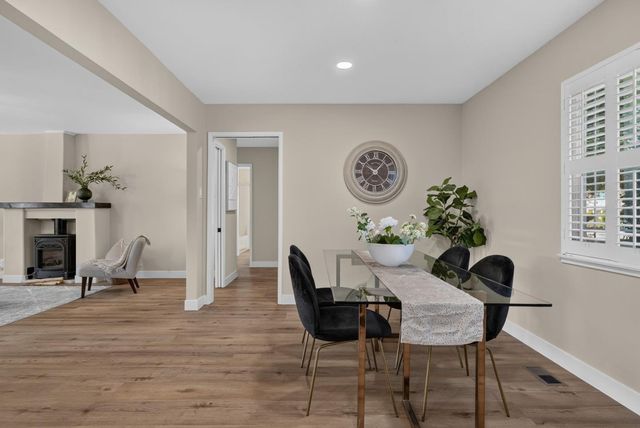 301 Camille Court, Mountain View, CA 94040