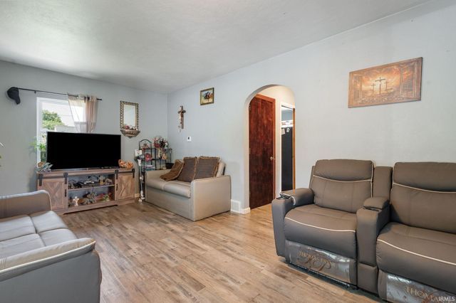 451 S Camden Street, South Bend, IN 46619