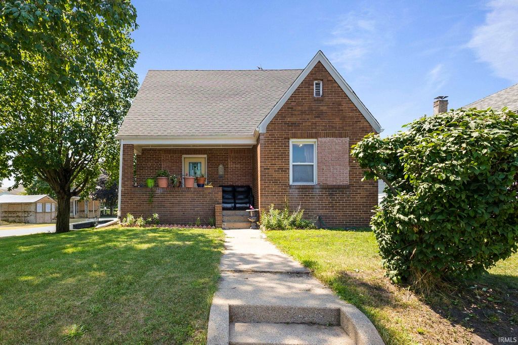451 S Camden Street, South Bend, IN 46619