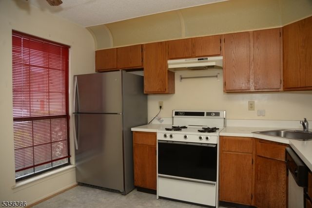 518 Sheffield Ct, Piscataway Twp., NJ 08854