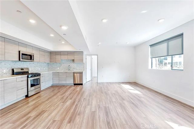 1482 S Sherbourne Drive 402, Los Angeles, CA 90035