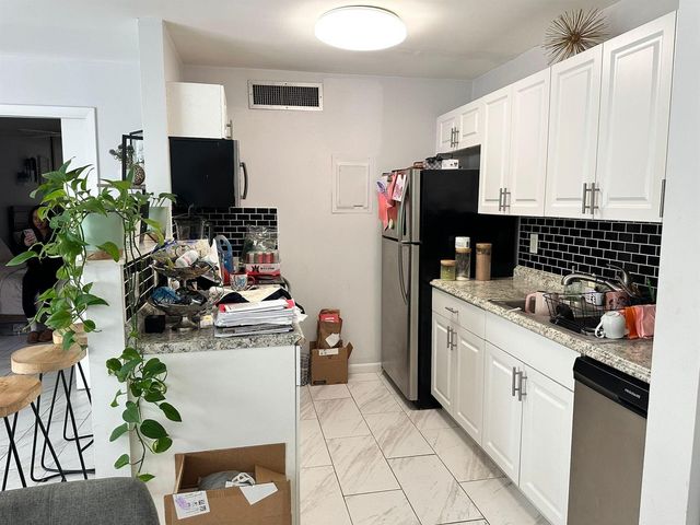 637 Executive Center Drive N102, West Palm Beach, FL 33401