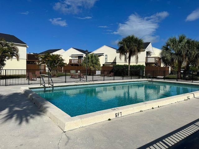 637 Executive Center Drive N102, West Palm Beach, FL 33401