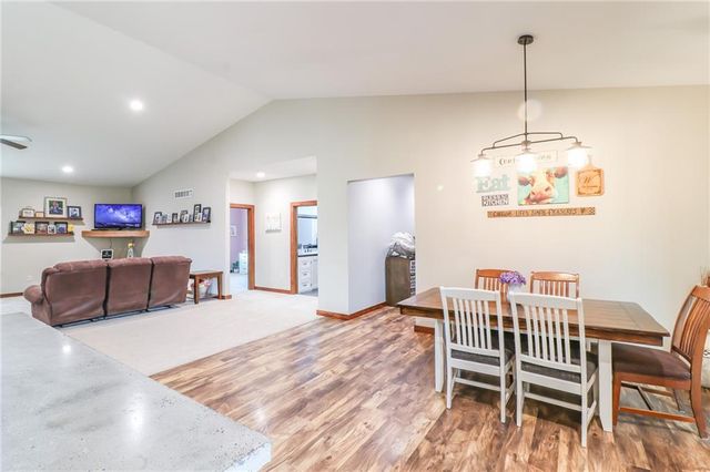 1034 25th Road, Holden, MO 64040