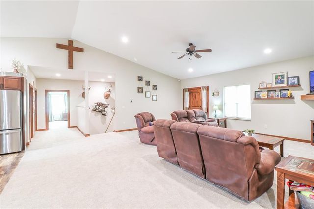 1034 25th Road, Holden, MO 64040