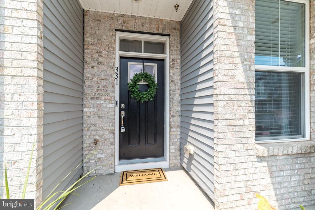 331 FOUNDRY ST, PHOENIXVILLE, PA 19460 — photo 2