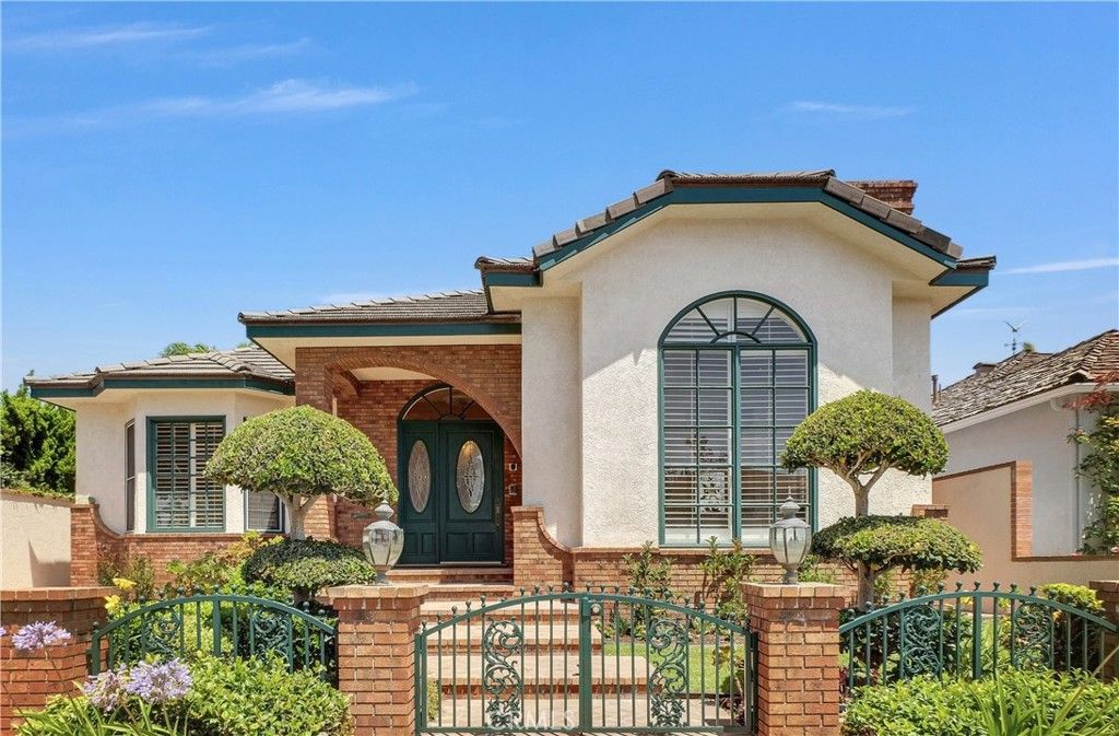 236 Belmont, Long Beach, CA 90803
