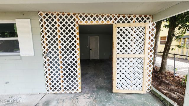 128 Kingston Avenue, Daytona Beach, FL 32114
