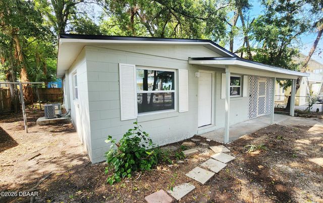 128 Kingston Avenue, Daytona Beach, FL 32114