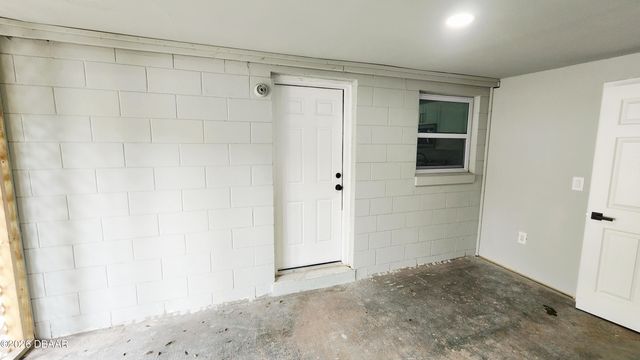 128 Kingston Avenue, Daytona Beach, FL 32114