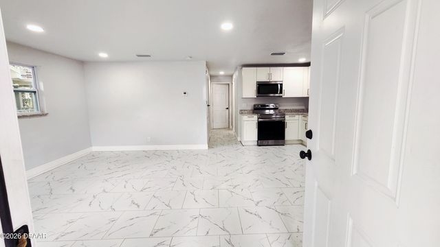 128 Kingston Avenue, Daytona Beach, FL 32114