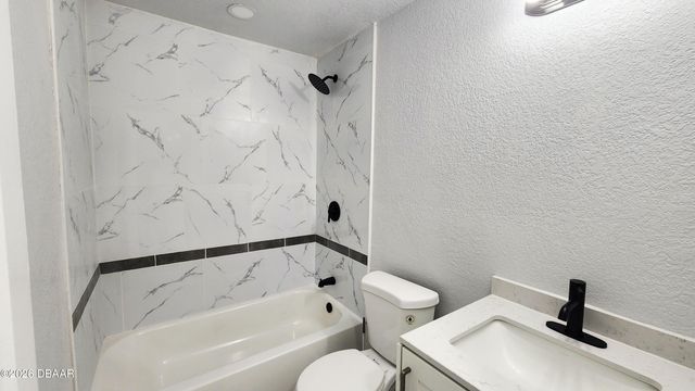 128 Kingston Avenue, Daytona Beach, FL 32114