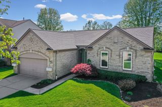 821 Huntington Drive, South Lyon City, MI 48178