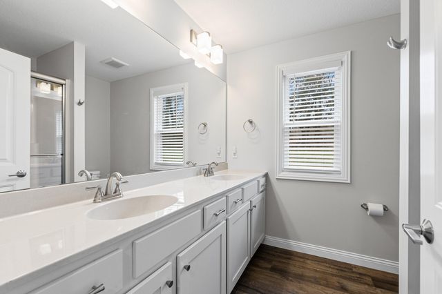 5615 SANDROCK DR, Columbia, MO 65202