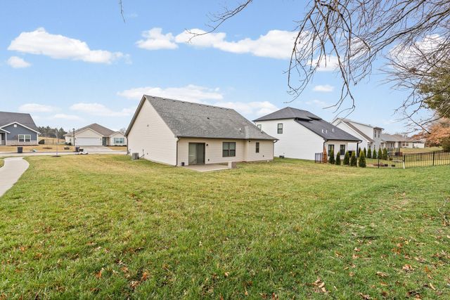 5615 SANDROCK DR, Columbia, MO 65202