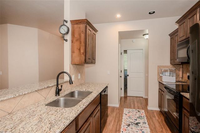 12803 El Zorro, Edmond, OK 73034