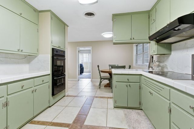 2199 Illinois Street, New Fairview, TX 76078