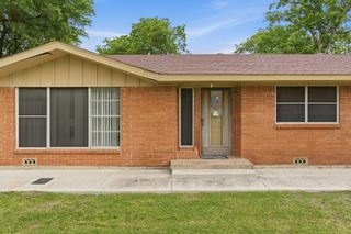 2199 Illinois Street, New Fairview, TX 76078