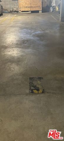 12940 Riverside Drive 101, Sherman Oaks, CA 91423