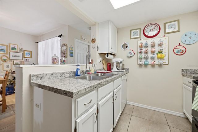 920 SW 55TH TERRACE, Gainesville, FL 32607