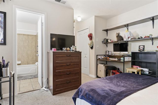 920 SW 55TH TERRACE, Gainesville, FL 32607