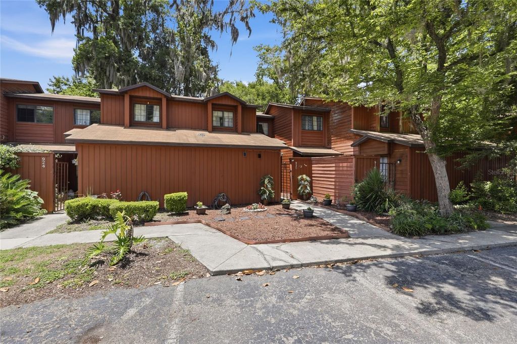 920 SW 55TH TERRACE, Gainesville, FL 32607
