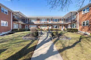 720 N WESTERN Avenue 4, Park Ridge, IL 60068