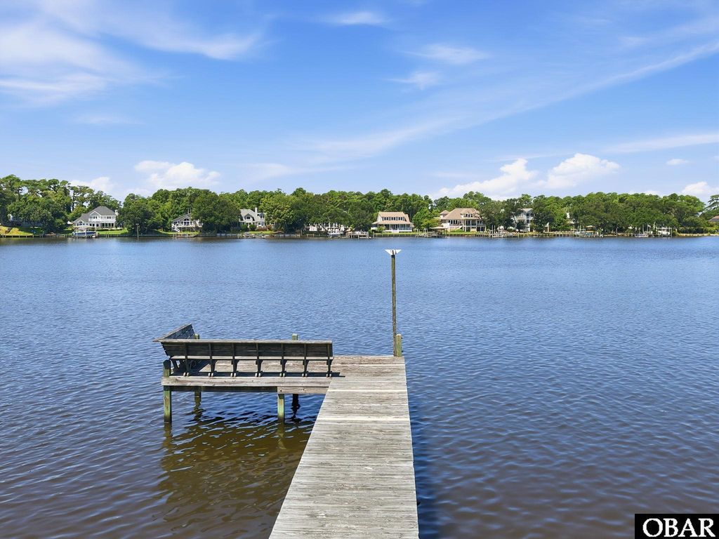 Image 5 of property listing at 147 Yaupon Trail Lot 5, Southern Shores, NC 27949