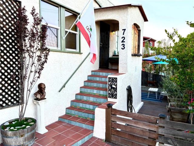 723 Isabel, Los Angeles, CA 90065