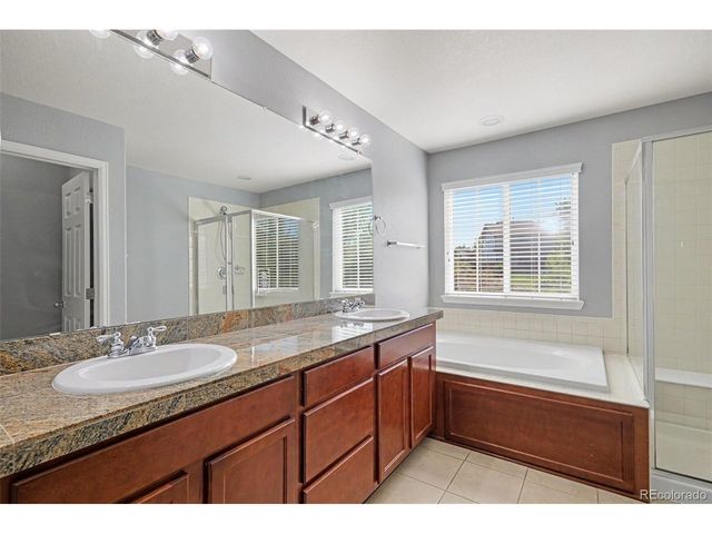 6340 S Langdale Way, Aurora, CO 80016