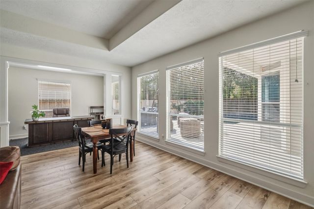 154 Hansom Trail Street, The Woodlands, TX 77382