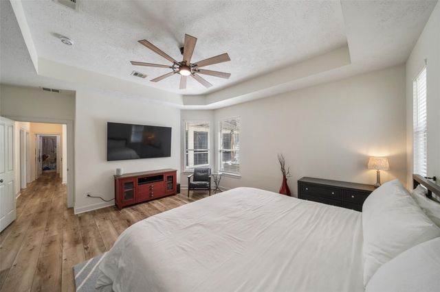 154 Hansom Trail Street, The Woodlands, TX 77382