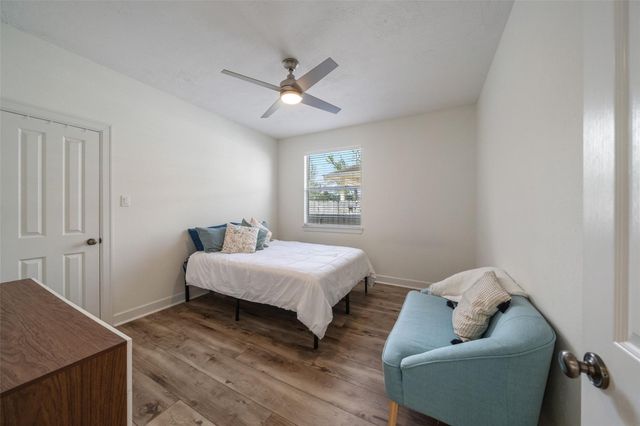 154 Hansom Trail Street, The Woodlands, TX 77382