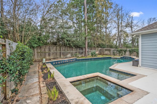 154 Hansom Trail Street, The Woodlands, TX 77382