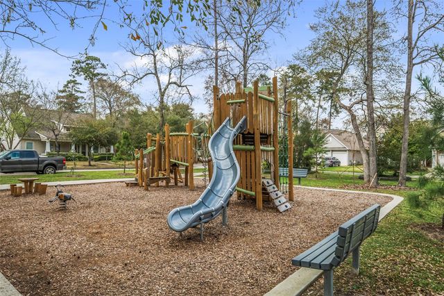 154 Hansom Trail Street, The Woodlands, TX 77382