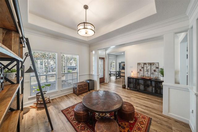 154 Hansom Trail Street, The Woodlands, TX 77382