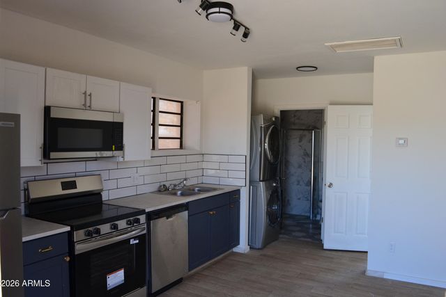 711 E 4TH Street, Casa Grande, AZ 85122
