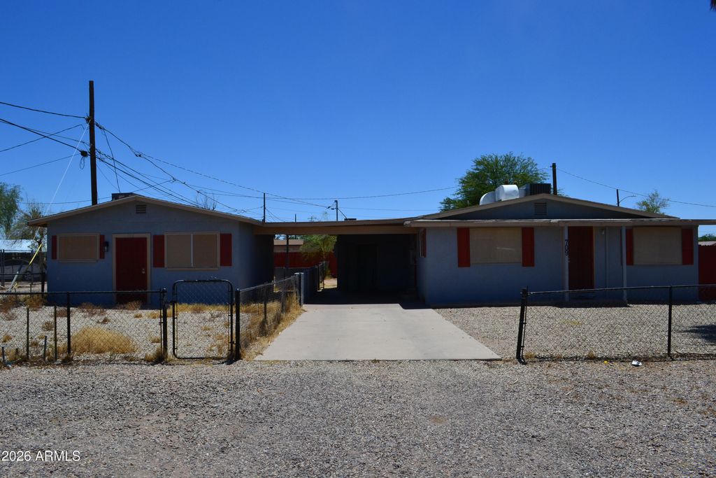 711 E 4TH Street, Casa Grande, AZ 85122
