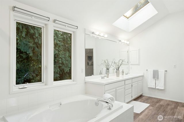 2406 237th Court NE, Sammamish, WA 98074